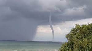 Durchsuchen sie auf www.theyachtmarket.com unsere umfassende auswahl gebrauchter tornado. Spektakulare Wasserhosen Vor Danemark Und Frankreich Wetter Com