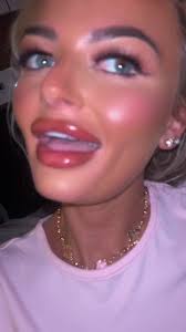 Katy Purcell 🍬 (@katypurcell20)'s videos with The night is still young