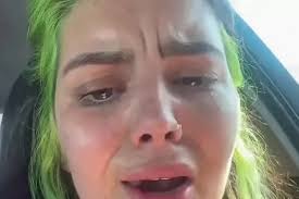 Universal Credit mum who called anyone who works 'dumb' is 'about to lose  everything'