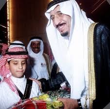 صورة نادرة تجمع الملك سلمان وولي العهد وهو في المرحلة الابتدائية صحيفة المواطن الإلكترونية