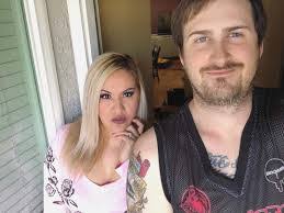 Robyn Ludlow's Instagram, Twitter & Facebook