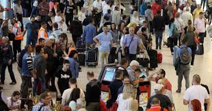 Mesut ersöz ve fundanur öztürk, salgının türkiye'de ve dünyada turizm sektörü üzerinde yaratması beklenen etkilerini araştırdı. BilanÅ£ul Sinuciderii Patronului Omnia Turism Mii De Romani Au RÄƒmas FÄƒrÄƒ VacanÅ£e Si O Å£eapÄƒ De 7 4 Milioane De Euro