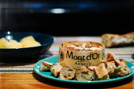 Mont D Or Au Four En 2020 Miam Fromage Fondu Recette