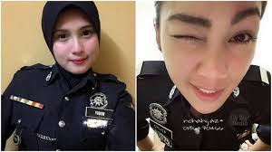 The force is a centralized organization with responsibilities. Polis Wanita Malaysia Antara 10 Polis Tercantik Di Dunia