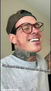 So I love listening to this list at the gym, and I ALWAYS wonder, if I  "accidentally" played it out loud how many sister wives would I see  noticing? 😏😏👀💋🌶️#sisterwives #johnathoncaine @Johnathon Caine ...