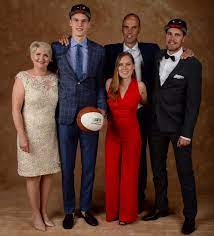 Lauri elias markkanen is a finnish professional basketball player for the chicago bulls of the national basketball association. Lauri Markkanen On Twitter Amazing Nbadraft Night It Still Feels Unreal Thank You To My Family Friends Everyone For All The Support