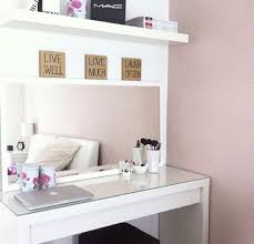 Pin De Leena Em Ikea Toucadores Decoracao De Quarto Dicas De Decoracao