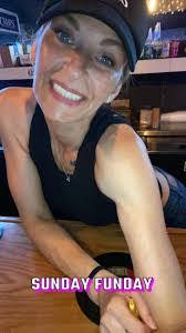 Shelly Root's Instagram, Twitter & Facebook