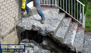 Here are the basics of repairing your concrete stairs to make apply a concrete patching compound and using a sculpting tool, give it the same shape as that of the original staircase to maintain the sense of uniformity. Concrete Step Repairs And Resurfacing Winnipeg Manitoba Wpgconcrete Com