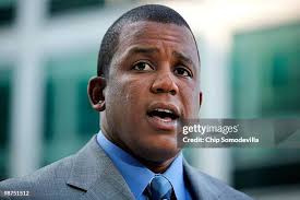 320 Democratic Senate Candidate Kendrick Meek Campaigns In Southern Florida  Photos & High Res Pictures