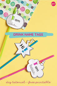 Baik dilingkarkan pada leher maupun di tempelkan di dada menggunakan penjepit magnet atau peniti. Cmtt6vm5ufhzzm