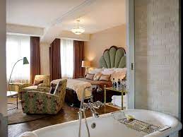 Discover our soho houses based all around the world, in cites, the countryside and by the sea and designed to reflect the surroundings and the local members. Soho House Berlin