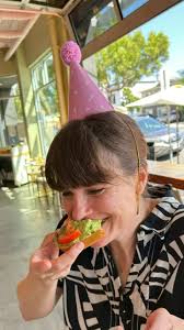 How could we not celebrate “Best Life” at @the_vibe_co?!?!? It's literally  a vibe! 🔥 Thanks for having me and my Besties for an epic #bestlife  brunch! 🥳 #sandiego #sandiegofood #vibes #newmusic #brunch  #livingmybestlife