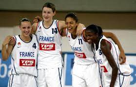 Miss france radieuse pour récompenser céline dumerc. L Equipe L Actualite Du Sport En Continu L Equipe