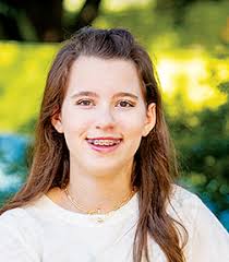 Eliana Weiner's Instagram, Twitter & Facebook