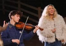 Julia Lyons Duo 5:30-8:30pm