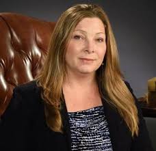 Becker bests McCloskey in prosecutor primary