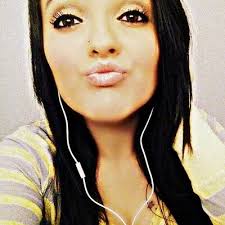 ☆-Brittany Eubanks (@LilBRiTTANYB)