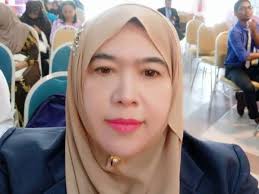Kalau biasanya kita dikejutkan dengan kes rogol sumbang mahram yang melibatkan bapa dan anak perempuan, nampaknya kini sudha terbalik. Mangsa Sumbang Mahram Berisiko Ketagih Seks