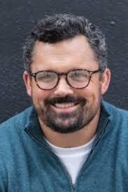 Nic Roberts's Instagram, Twitter & Facebook