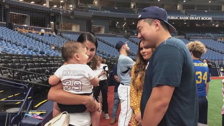 This video of the Rays' Kevin Kiermaier and his baby will make your day
