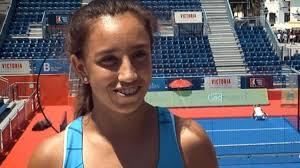 Bea González, de 16 años, pareja de la "Messi" del pádel