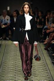 Burberry Spring 2017 Burberry Women Fashion Fashion Fashion Week