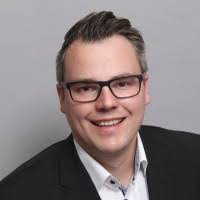 Anthony Zeh's Instagram, Twitter & Facebook