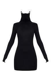 Découvrez vite toute la collection kiabi à petits prix ! Robe Moulante En Jersey Noir A Detail Masque Prettylittlething Fr