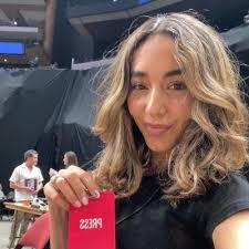 Natasha Yee's Instagram, Twitter & Facebook