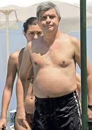 İkizlerin ve büyüküstün'ün sağlık durumunun ise iyi olduğu bildirildi. Tuba Buyukustun Un Babasi Mason Cikti