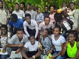 LES JEUNES D AQUIN SENGAGENT! - Voix Essentielles - Femmes en Démocratie