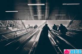 颜人中《晚安》歌词表达、评论及赏析- 词多多