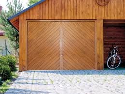 Garagen Flugeltor In Holzoptik Garagentor Garagentore Uberdachung Terrasse