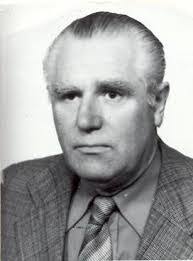 Daniel Kluz's Instagram, Twitter & Facebook