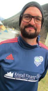 Als „Joe Cocker vom Gurgltal” steht der Vollblutmusiker Hubert „Charly”  Baumgartner auch mit 67 Jahren noch regelmäßig