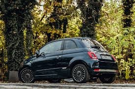 El fiat 500 2015 llegó al mercado con la difícil misión de reemplazar al fiat 500 2007, el auténtico referente del segmento de los microurbanos en europa desde su lanzamiento. Fiat 500 Rockstar Review Dailydriven