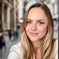 Alyssa Cates's Instagram, Twitter & Facebook