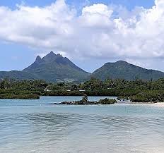 A mauritius holiday offers the intrepid traveller the best that africa's coastal destinations has to offer. Mauritius A Paradise Island In Africa Sun Beaches Red Karawana