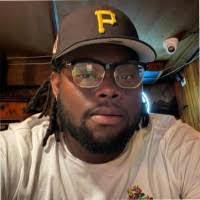 Daniel Deshong's Instagram, Twitter & Facebook