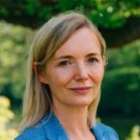 Jennifer Marquet's Instagram, Twitter & Facebook