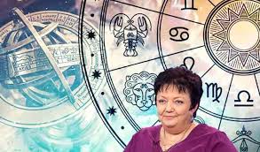 Fazele lunii 2021 au legătură cu formele diferite în care apare luna văzută și poziția sa în raport cu pământul și soarele. Horoscop Iunie 2019 Minerva Luna NouÄ In Gemeni Aduce SchimbÄri Majore Zodiilor Vecina De La Doi