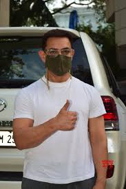 Aamir Khan Spotted At Bandra Gallery Social News Xyz Salman khan allots one full day to aamir khan to shoot… skip this step for now. aamir khan spotted at bandra gallery
