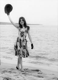 Žárlil na každého, dokonce i na mě, přiznal herec juraj slezáček (71), který se s horským kamarádil. Galerie Strach O Hvezdu Pelisku Vasaryova Uz Nevychazi Z Domu A Foto 45 Ahaonline Cz