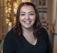 Karen Eason's Instagram, Twitter & Facebook