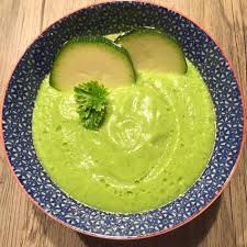 Soupe Froide Courgette Concombre Et Fromage Frais Recette Soupe Froide Courgette Recette Recettes De Cuisine