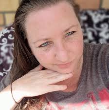 A true leader must have: intelligence, courage, and integrity. Without  those qualities, people almost always get corrupted by money and power. To  change our planet's current state, we need people to step