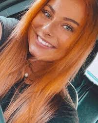 Hayley Terry's Instagram, Twitter & Facebook