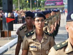 Esta academia ha venido formando a los oficiales y suboficiales de artillería del ejército español desde entonces. Solenidade Marca Ingresso De Nova Turma De Cadetes Na Academia Militar Das Agulhas Negras Aman Noticiario Do Exercito