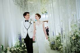 ภัทร จึงกานต์กุล ผู้ประกาศข่าวคนดัง ควงแฟนสาว จุ้มจิ้ม วรนันท์ ดาราทายาทห้างฯ ไดอาน่า เข้าพิธีสมรสประทาน บรรยากาศชื่นมื่น. à¸Š à¸™à¸¡ à¸™ à¸„ à¸£ à¸à¸—à¸²à¸¢à¸²à¸—à¸«à¸¡ à¸™à¸¥ à¸²à¸™ 40plus à¸£ à¸šà¸§ à¸¢à¸§ à¸²à¸§ à¸™